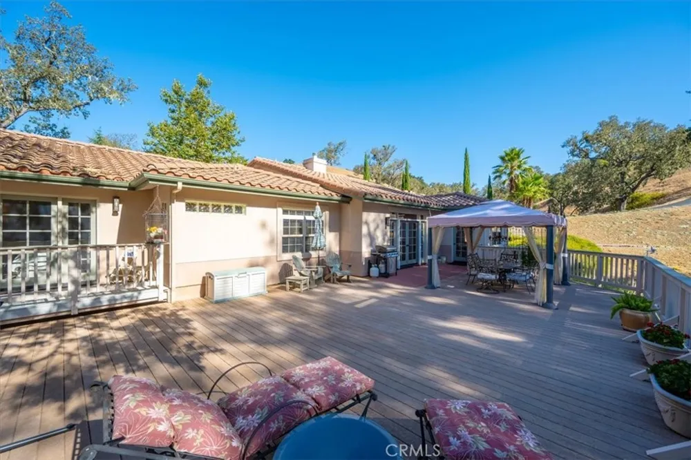 9905 Corriente Atascadero, CA 93422