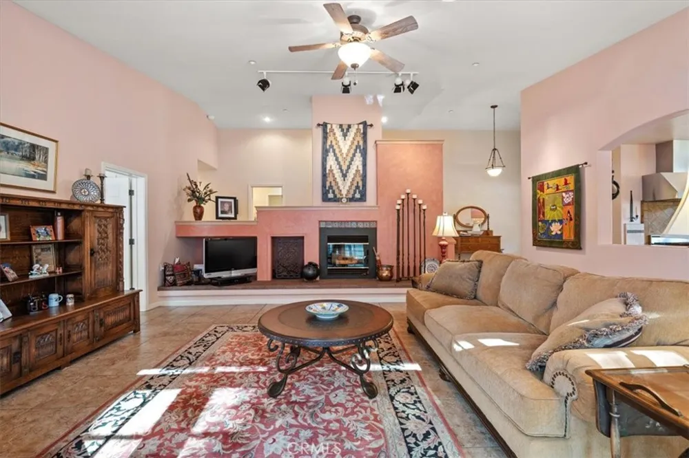 9905 Corriente Atascadero, CA 93422