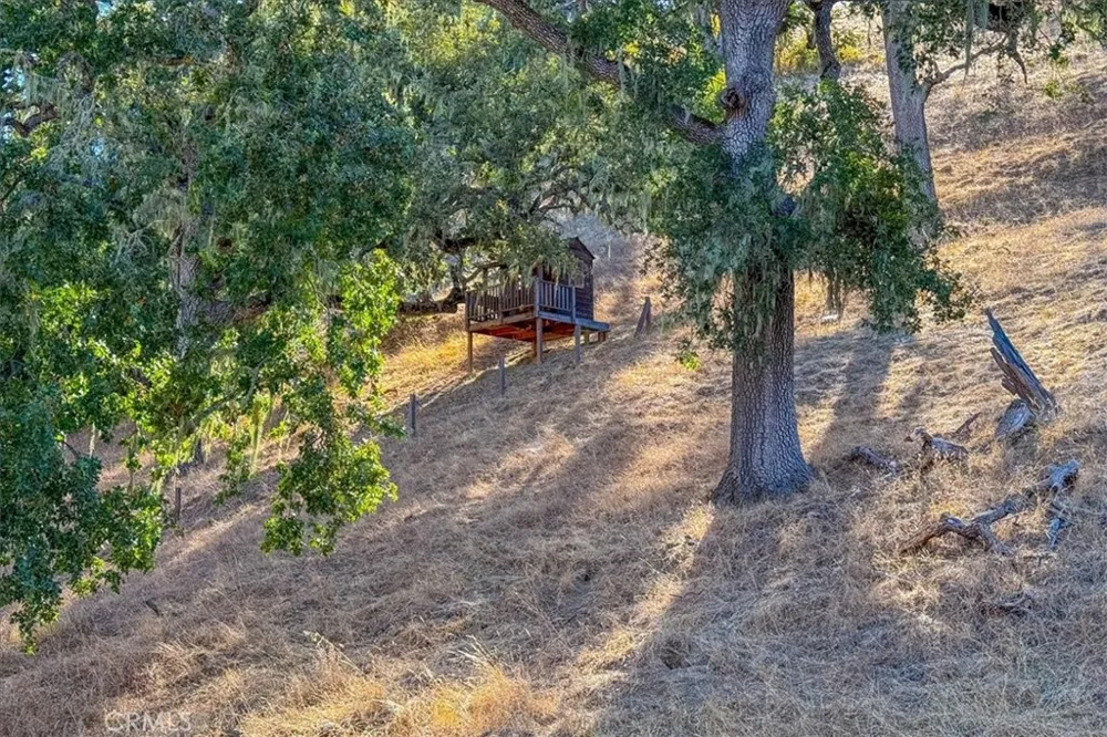9905 Corriente Atascadero, CA 93422