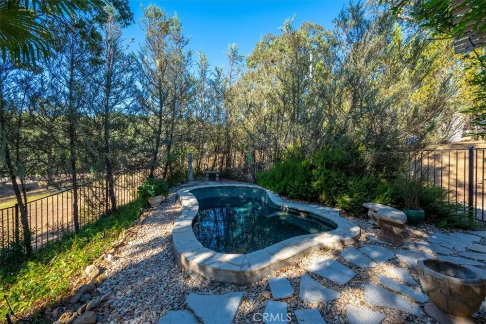 9905 Corriente Atascadero, CA 93422
