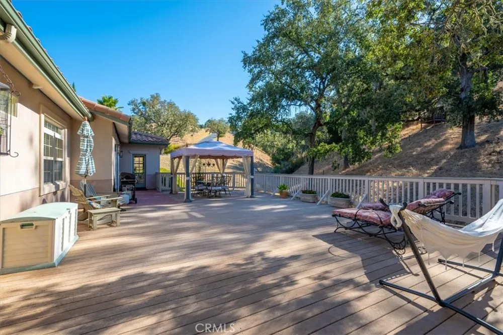 9905 Corriente Atascadero, CA 93422