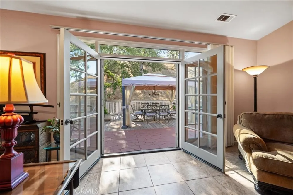 9905 Corriente Atascadero, CA 93422