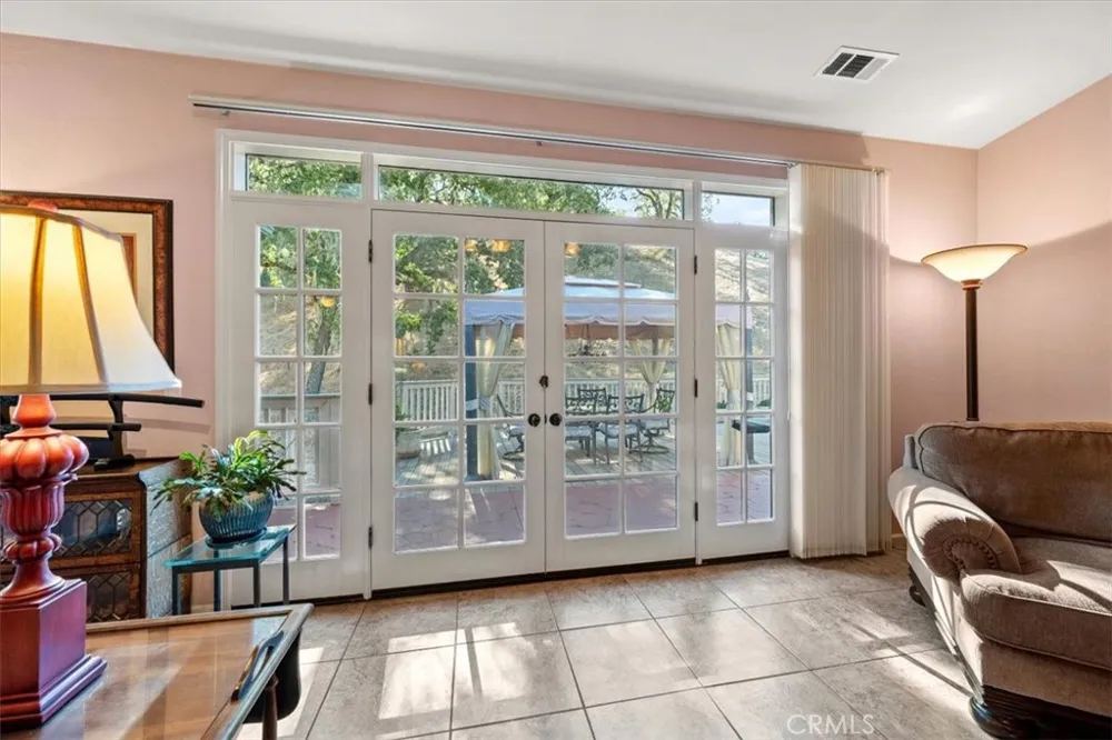 9905 Corriente Atascadero, CA 93422