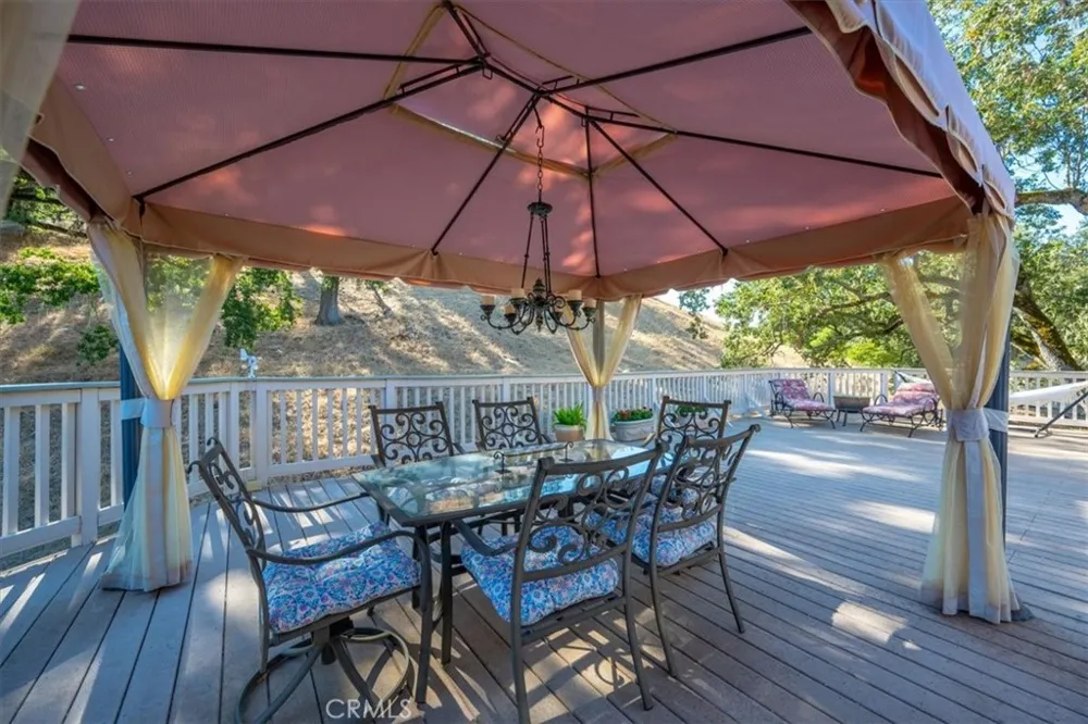 9905 Corriente Atascadero, CA 93422