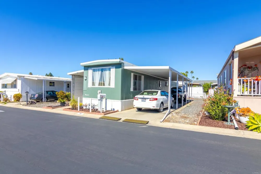 1010 E Bobier Drive