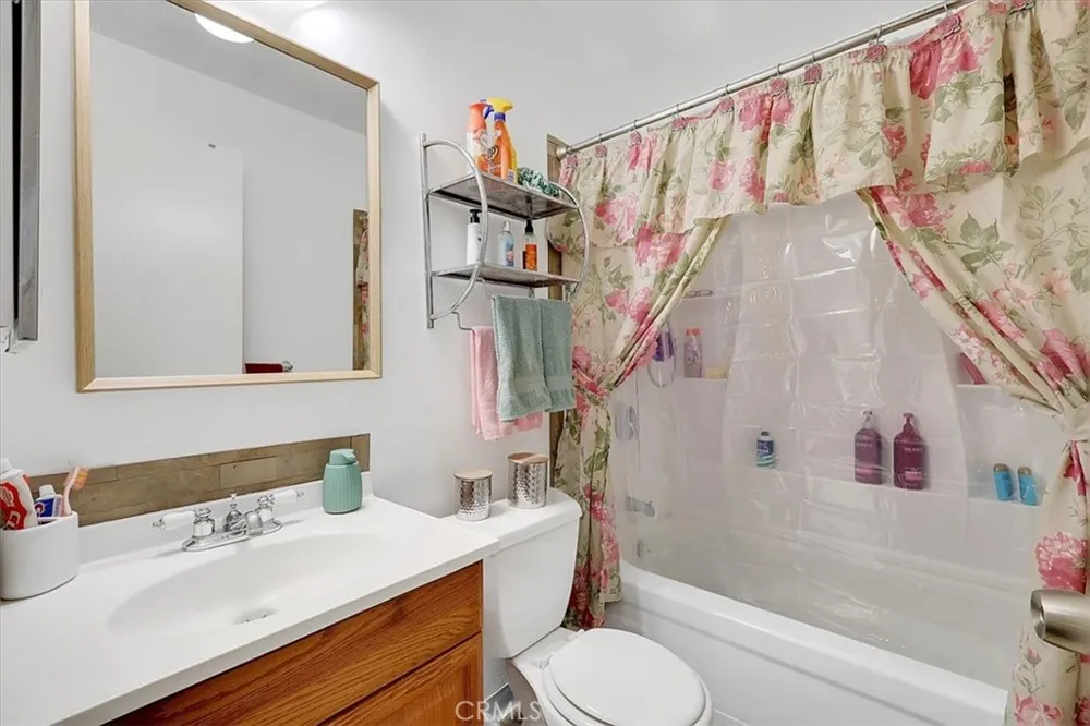 7048 Kilkenny Dr Sacramento, CA 95842