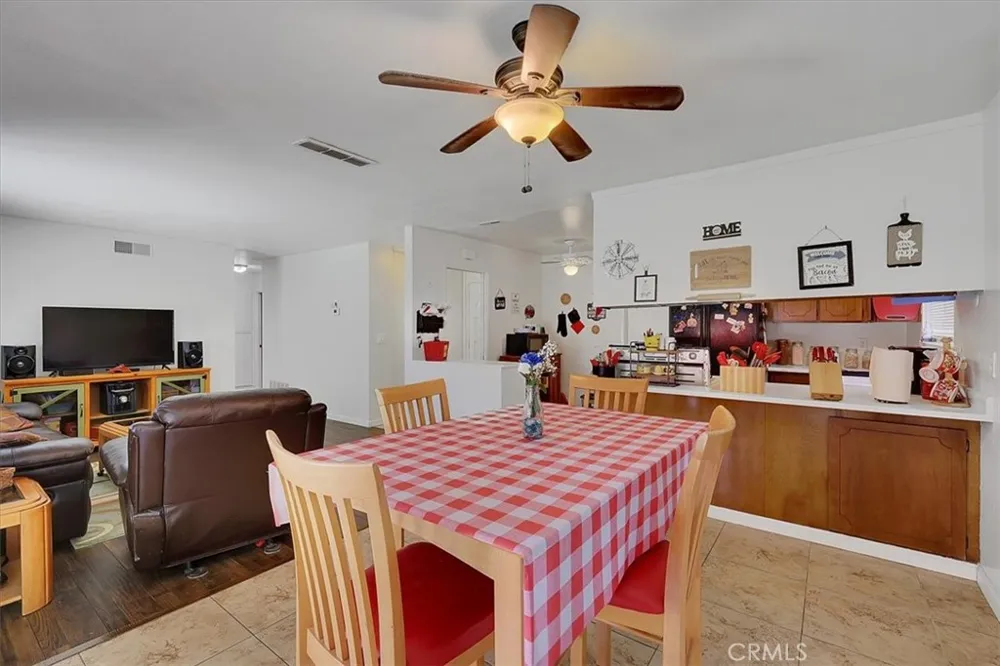 7048 Kilkenny Dr Sacramento, CA 95842