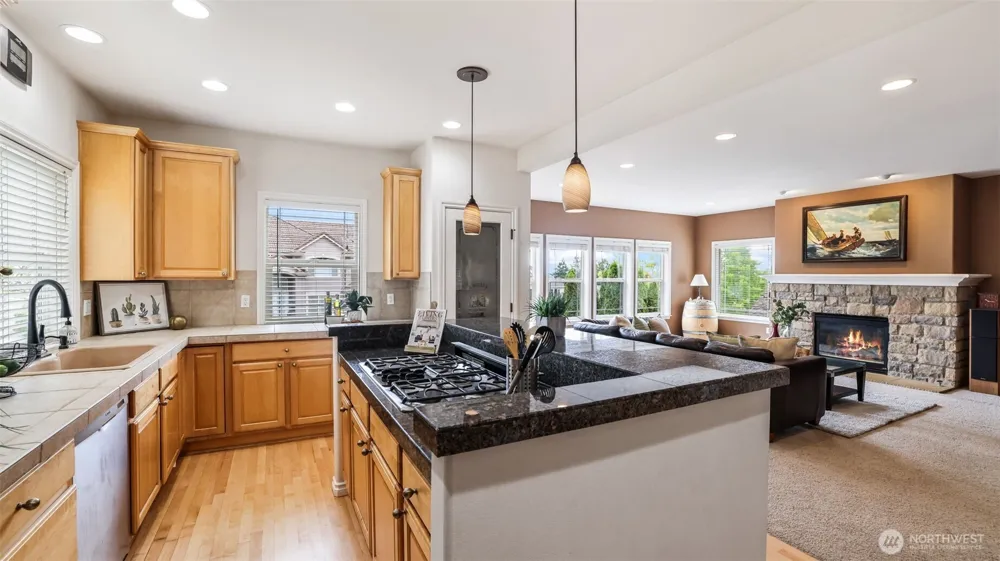 1002 U STREET NW Auburn, WA 98001
