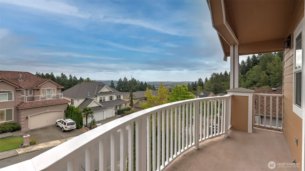 1002 U STREET NW Auburn, WA 98001