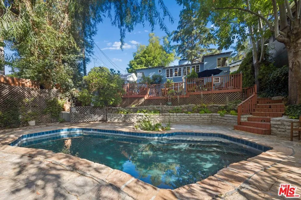 11325 Sunshine Terrace Studio City, CA 91604