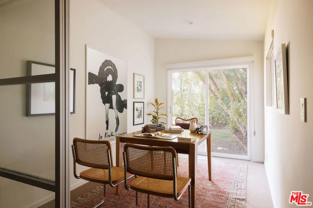3554 Berry Drive Studio City, CA 91604