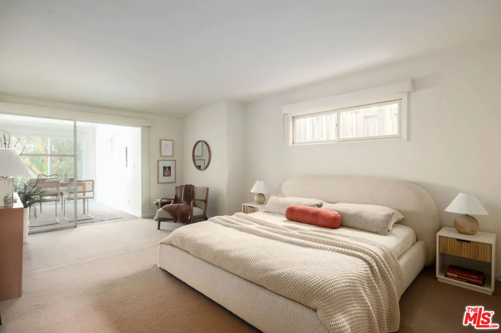 3554 Berry Drive Studio City, CA 91604