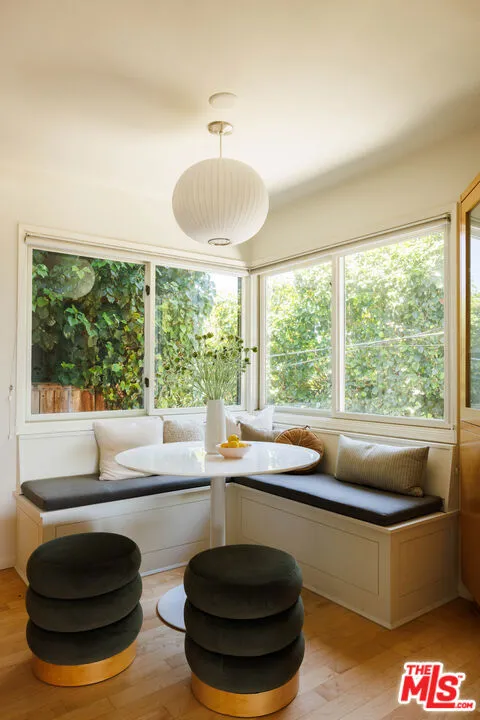 3554 Berry Drive Studio City, CA 91604