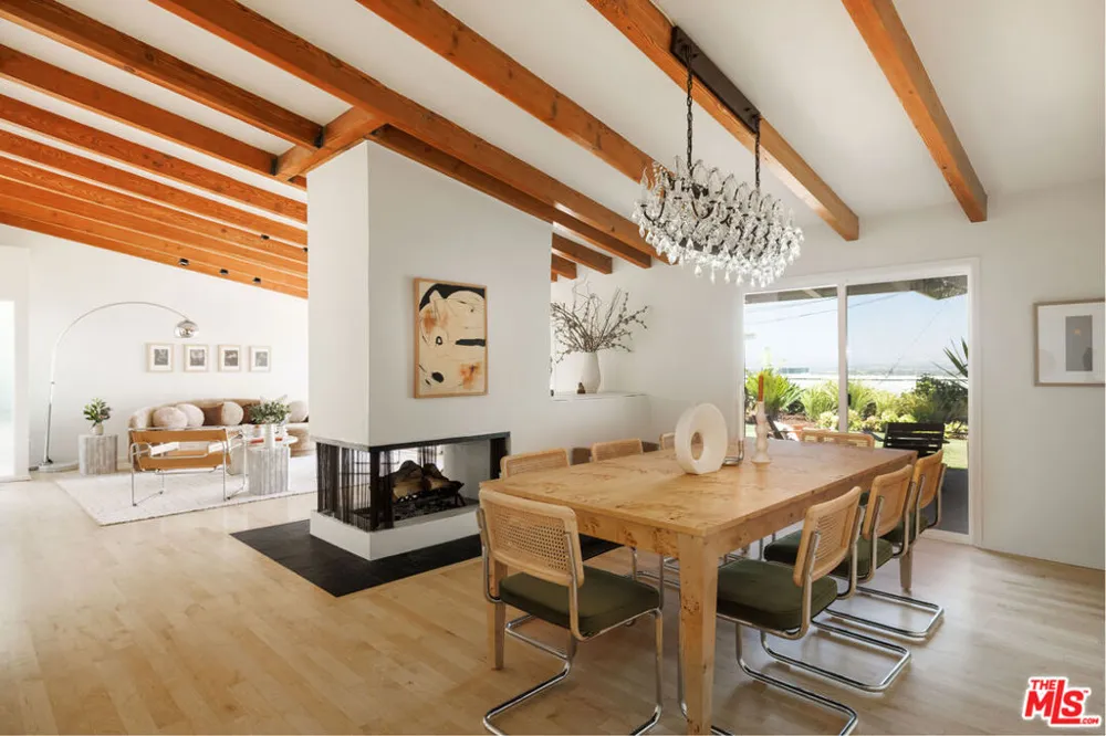 3554 Berry Drive Studio City, CA 91604