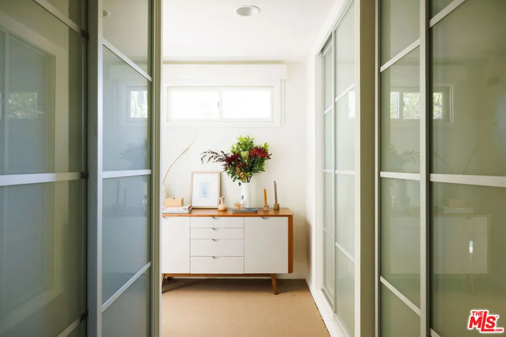 3554 Berry Drive Studio City, CA 91604