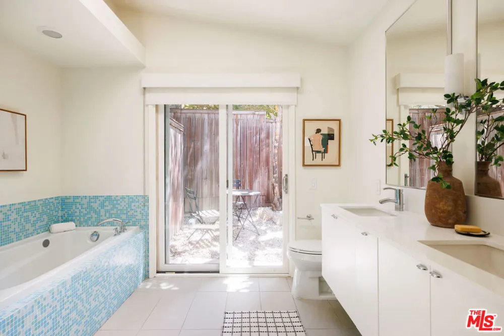 3554 Berry Drive Studio City, CA 91604