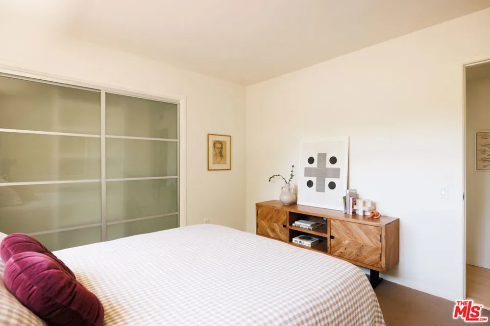 3554 Berry Drive Studio City, CA 91604