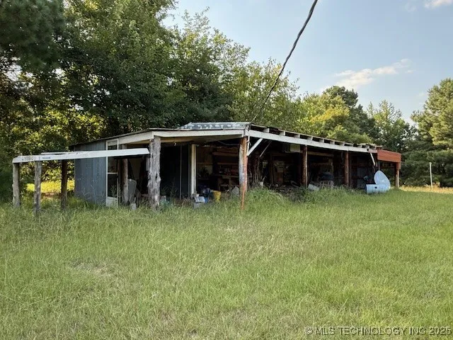 3546 E 2000 Sawyer, OK 74743