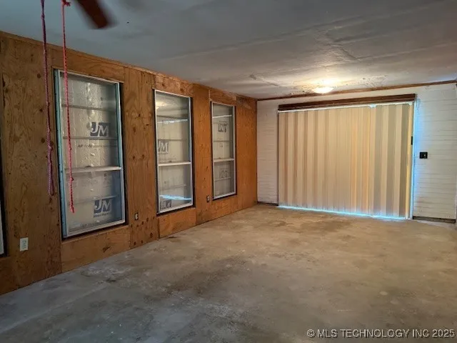 3546 E 2000 Sawyer, OK 74743