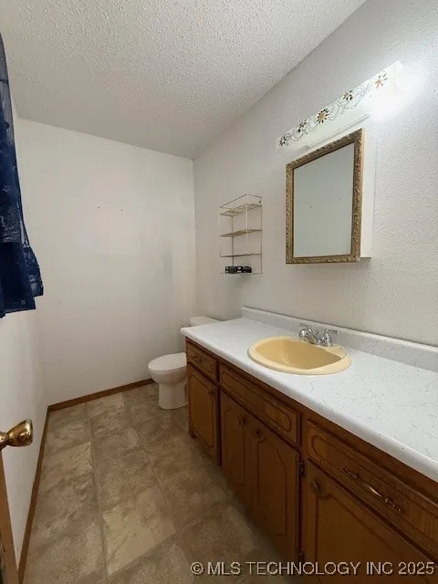 3546 E 2000 Sawyer, OK 74743