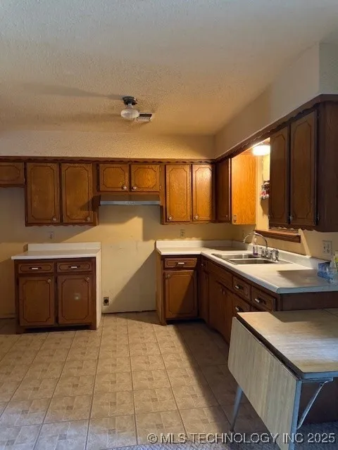3546 E 2000 Sawyer, OK 74743