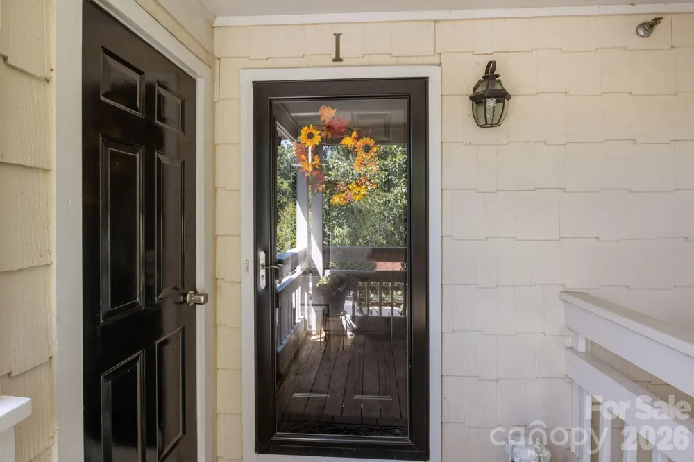 18009 Kings Point Drive #I Cornelius, NC 28031
