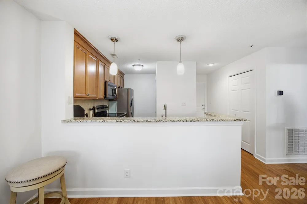 18009 Kings Point Drive #I Cornelius, NC 28031