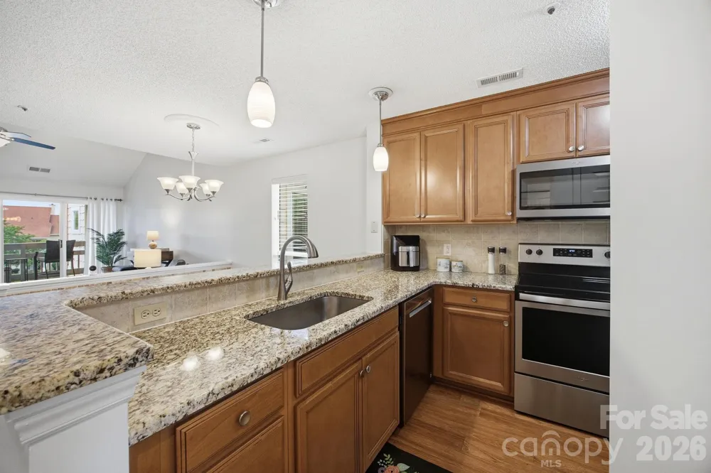 18009 Kings Point Drive #I Cornelius, NC 28031