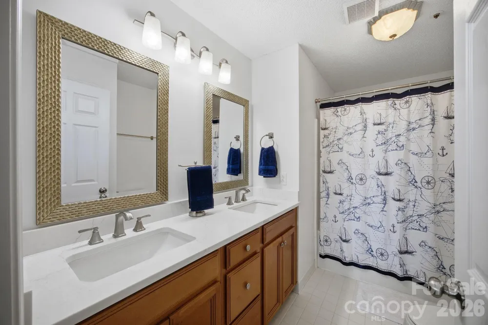 18009 Kings Point Drive #I Cornelius, NC 28031