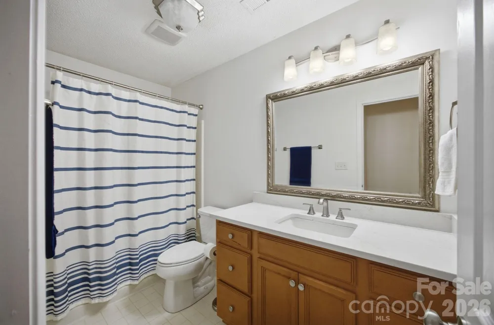 18009 Kings Point Drive #I Cornelius, NC 28031