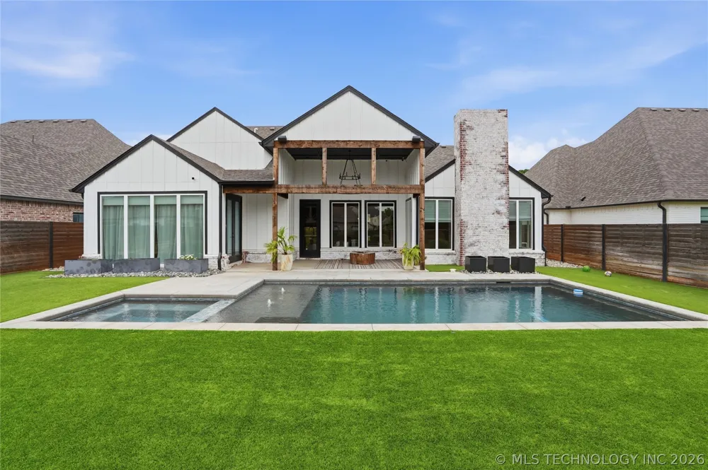 3732 E 115th Place S Tulsa, OK 74137