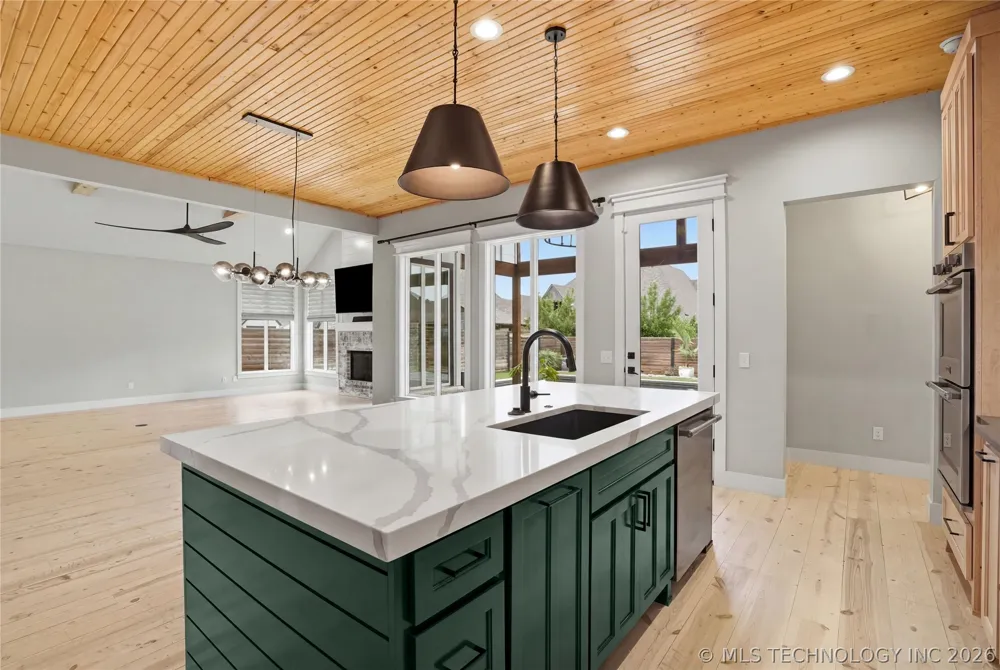 3732 E 115th Place S Tulsa, OK 74137