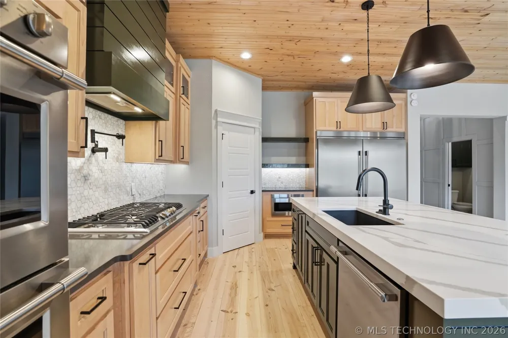 3732 E 115th Place S Tulsa, OK 74137