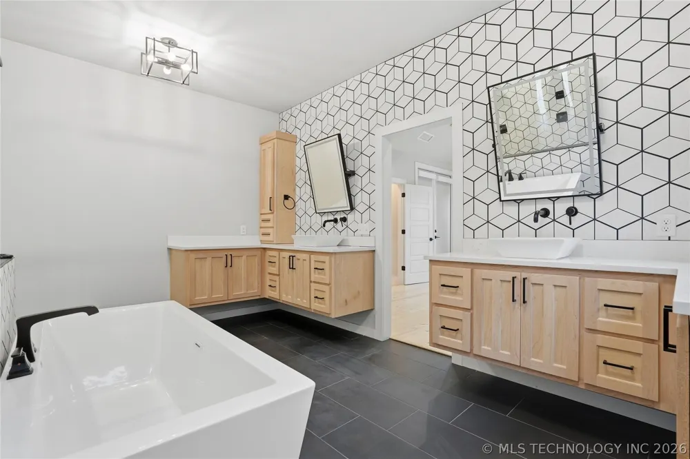 3732 E 115th Place S Tulsa, OK 74137