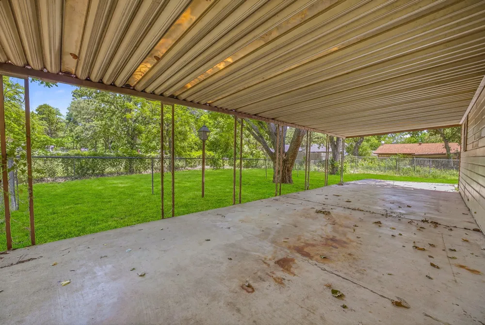 1571 W Ash Street Stephenville, TX 76401