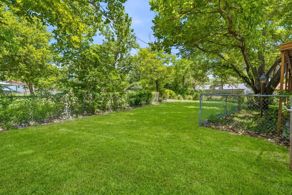 1571 W Ash Street Stephenville, TX 76401