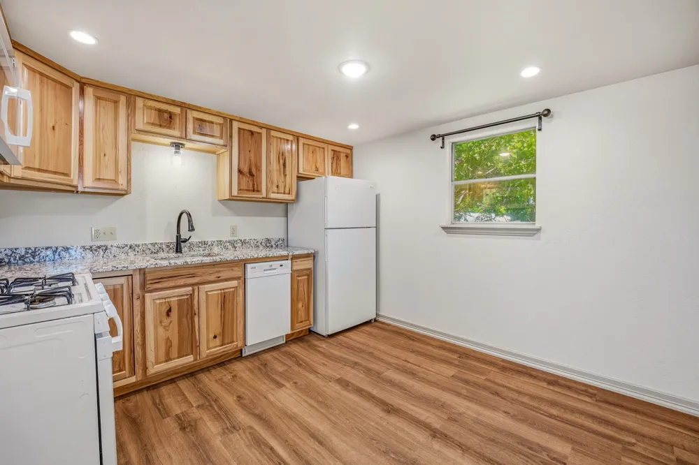 1571 W Ash Street Stephenville, TX 76401