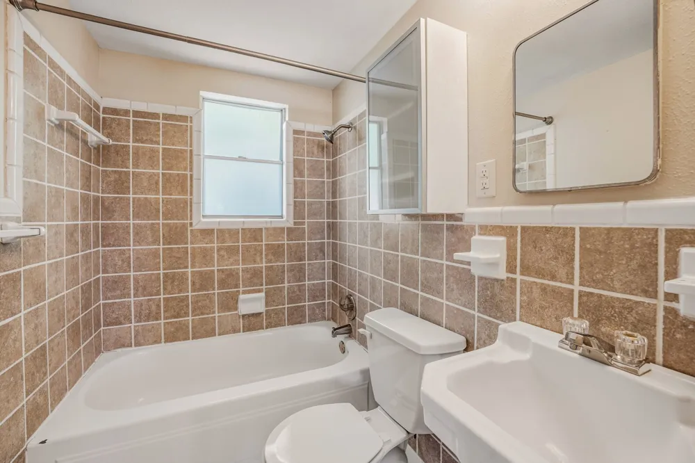 1571 W Ash Street Stephenville, TX 76401