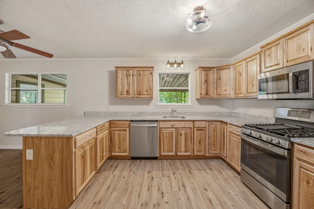 1571 W Ash Street Stephenville, TX 76401