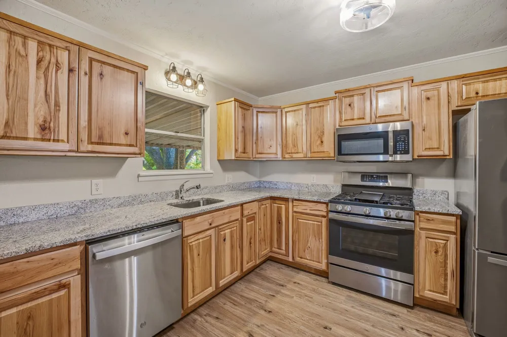 1571 W Ash Street Stephenville, TX 76401