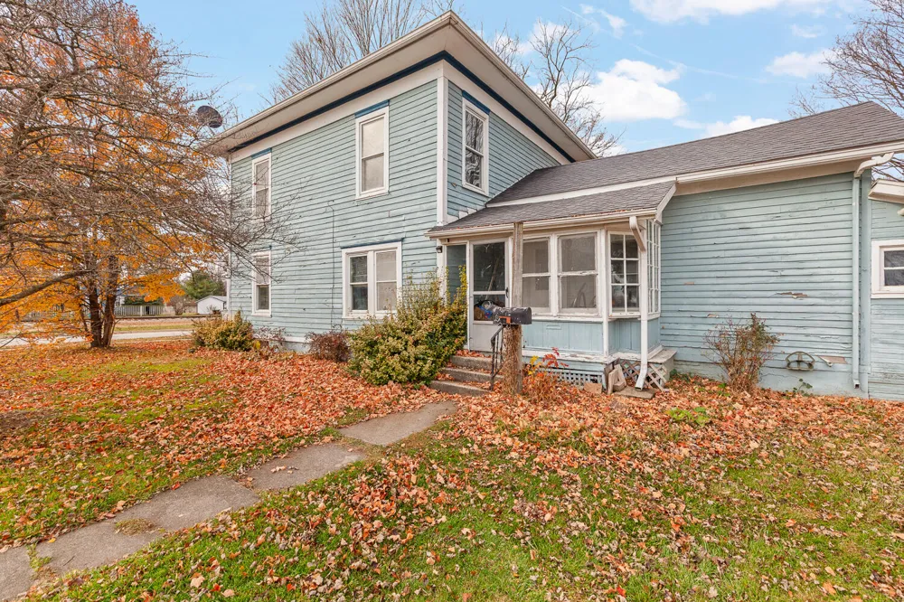 502 Beagle Road Blissfield, MI 49228