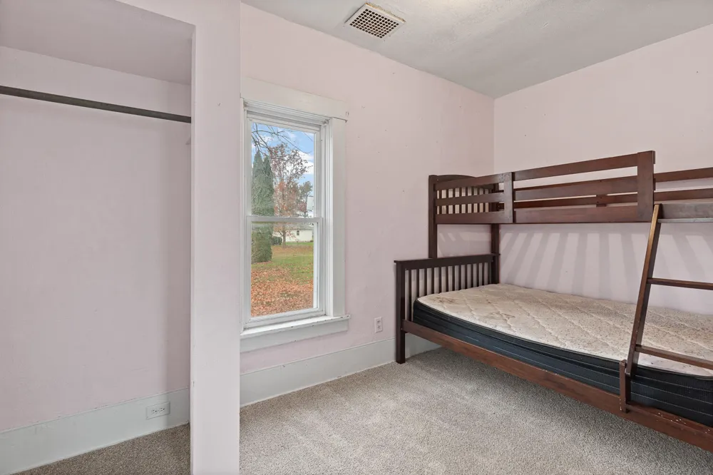 502 Beagle Road Blissfield, MI 49228