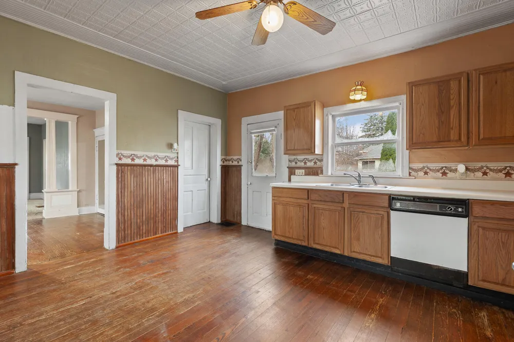 502 Beagle Road Blissfield, MI 49228