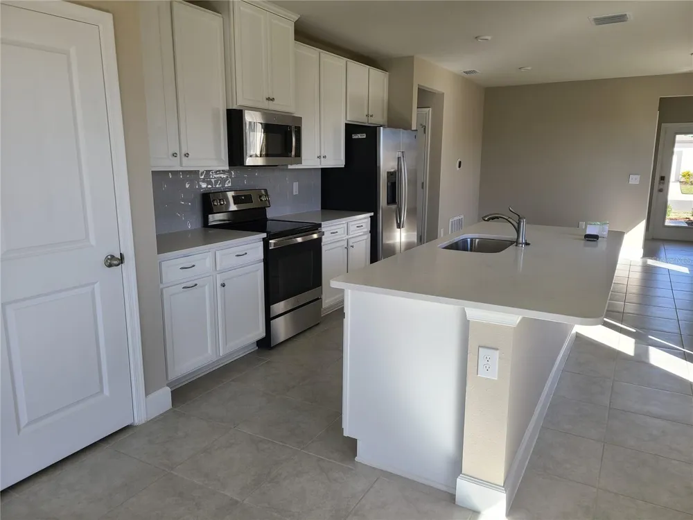 10013 DAYBREAK GLEN Parrish, FL 34219