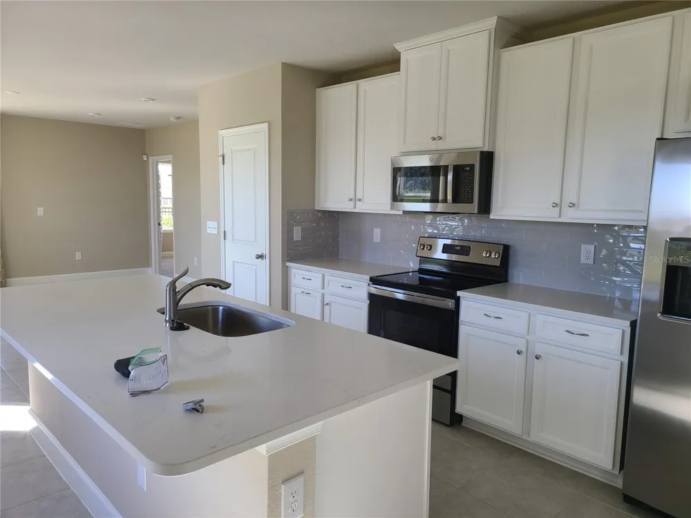 10013 DAYBREAK GLEN Parrish, FL 34219