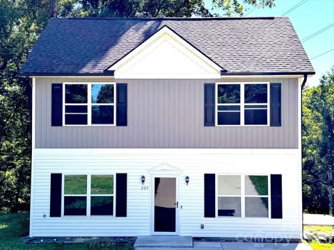 207 Freedom Drive