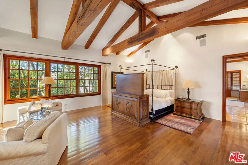 25127 Jim Bridger Road Hidden Hills, CA 91302