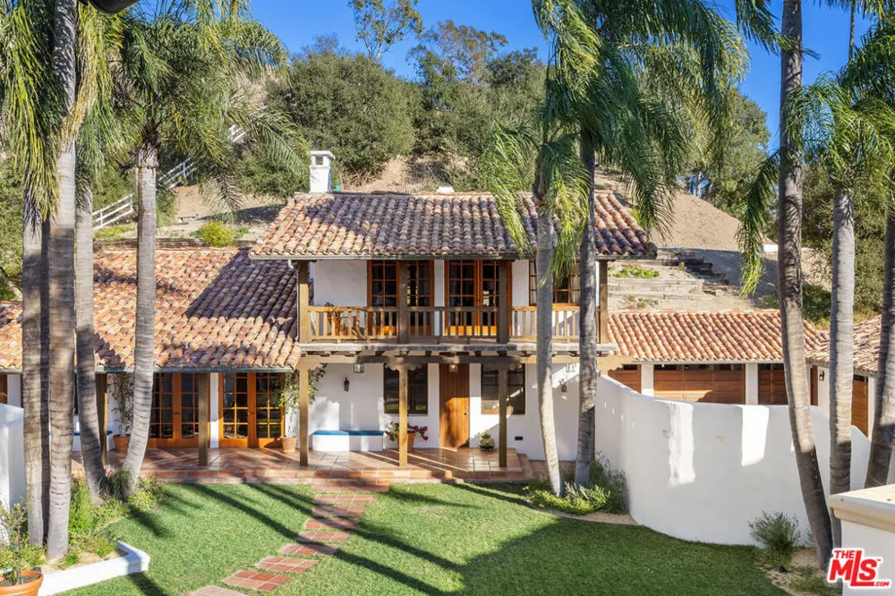 25127 Jim Bridger Road Hidden Hills, CA 91302