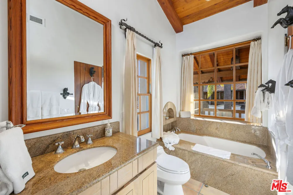 25127 Jim Bridger Road Hidden Hills, CA 91302