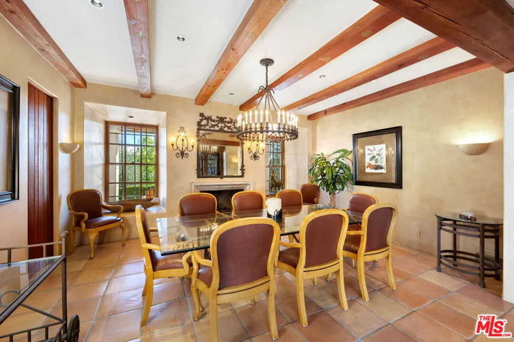 25127 Jim Bridger Road Hidden Hills, CA 91302